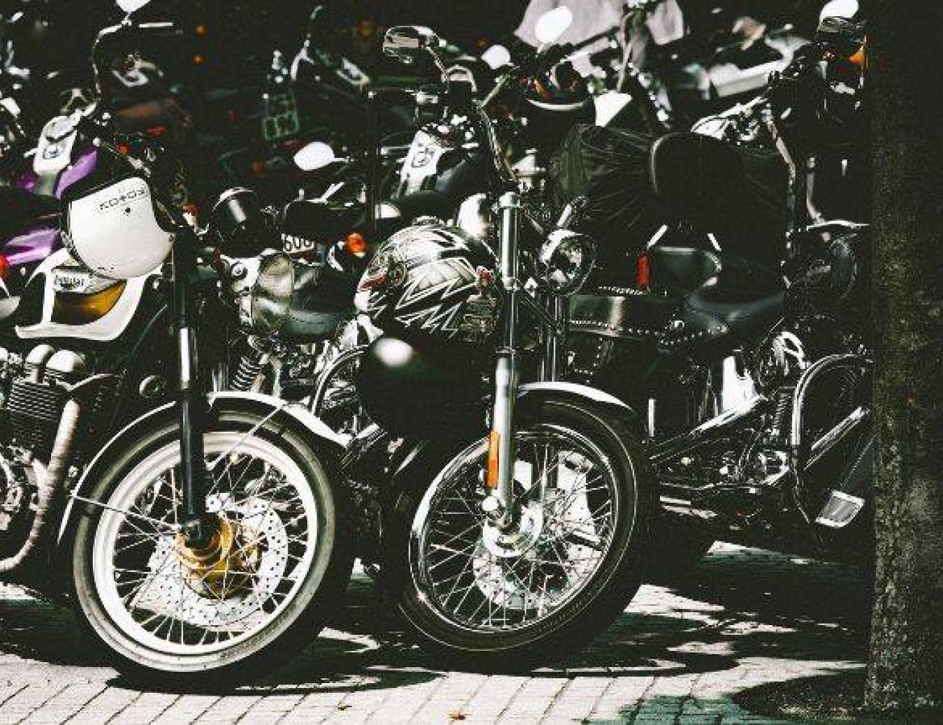Nowe życie starej legendy: Historia i perspektywy elektrycznego Harleya